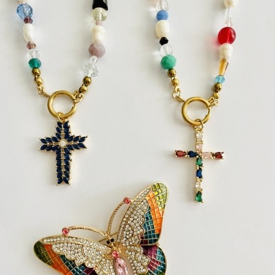 Colares pedras naturais, com cruz    #3