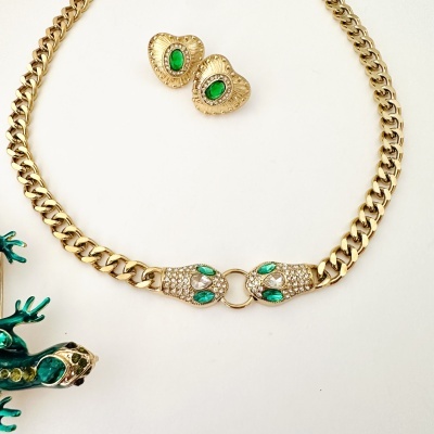 Gargantilha Cobra - dourada