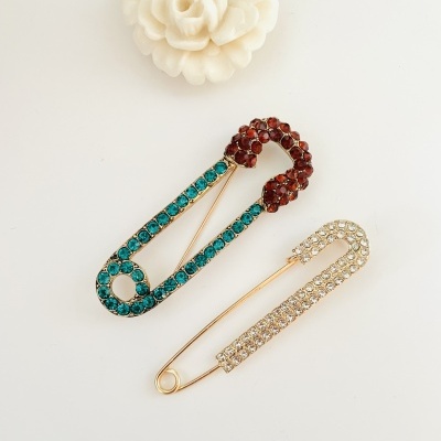 Alfinetes de peito - Pregadeira