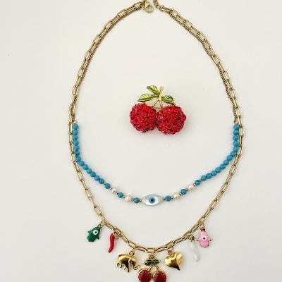 Colar Duplo com pedras naturais e pendentes 🍒