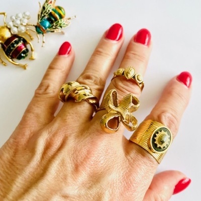 Anéis em aço ajustáveis - dourados #196