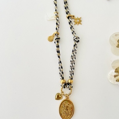 Colar Arcanjo Miguel, com cordão preto e branco♥️ modelo Madalena ♥️