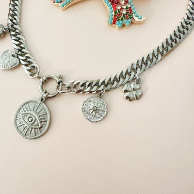 Gargantilha em aço - olho