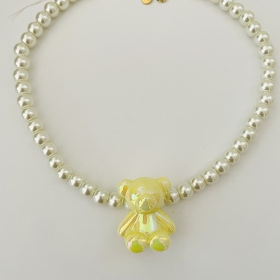 Colar pérolas com ursinho - amarelo