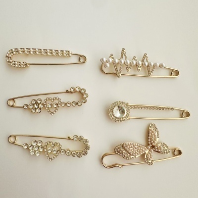 Alfinetes de peito - Pregadeira #2