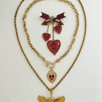 Colares-  coração ou águia