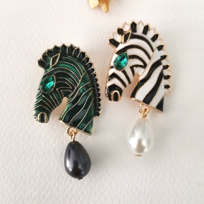 Pregadeiras zebra - verde e branco