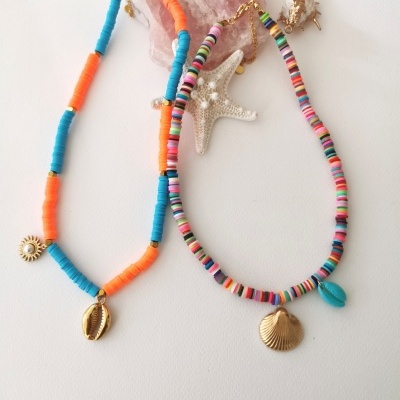 Colares coloridos