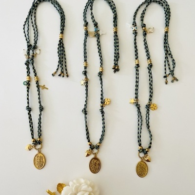 Colares Arcanjo Miguel , com cordão ❤️ #22