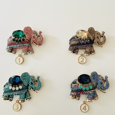 Pregadeiras Elefantes