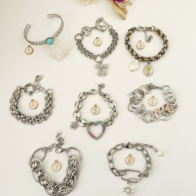 Pulseiras prateadas #104