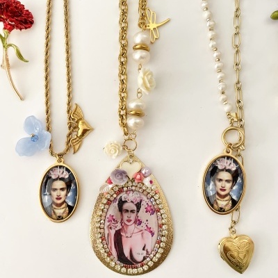 Colares Frida 🌹❤️ #3