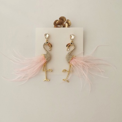 Brincos flamingos