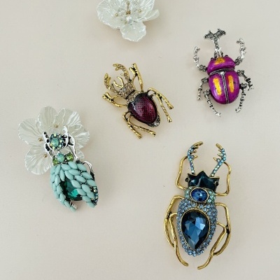 Pregadeiras Besouros