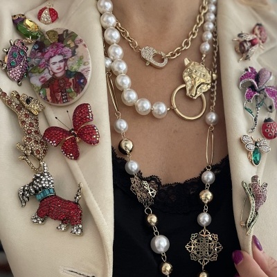 Colar fecho zircónias