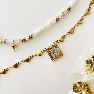 Colar S. Bento coração ou colar pedras brancas ❤️