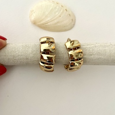 Argolas em aço #93*