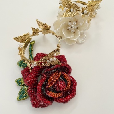 Argolas borboletas em aço