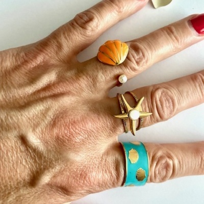 Anéis em aço ajustáveis - dourados #197