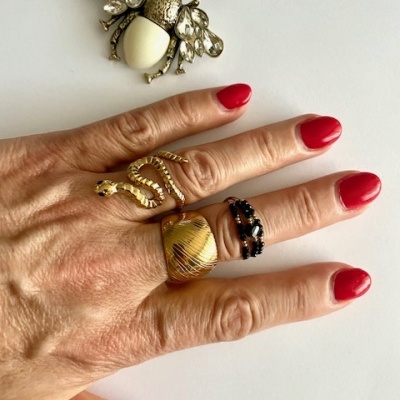 Anéis em aço ajustáveis - dourados #209