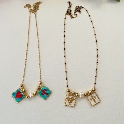 Colar Escapulário com missangas japonesas-  Coração e cruz #16