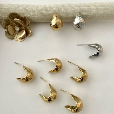 Argolas Gotas douradas e prateadas #1*