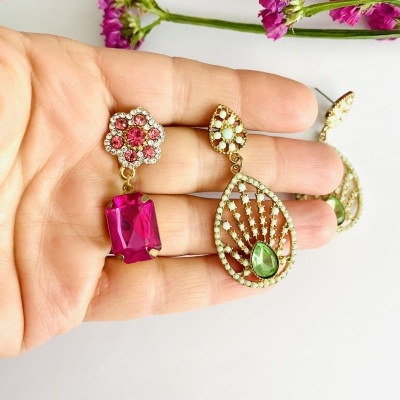 Brincos flores ou gota verdes