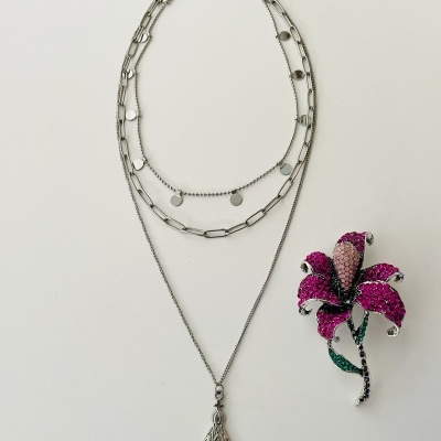 ColarSenhora Aparecida-  triplo, em aço