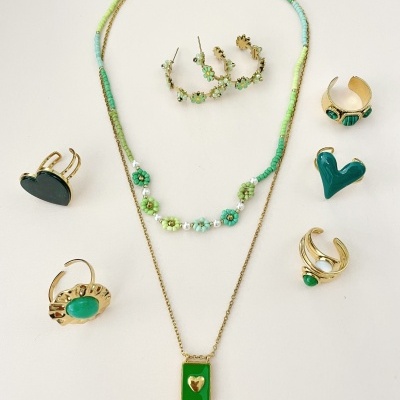 Colar duplo missangas💚