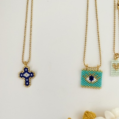 Colares Escapulário com missangas japonesas #37