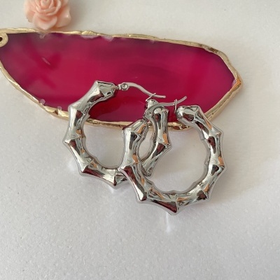 Argolas em aço #92*