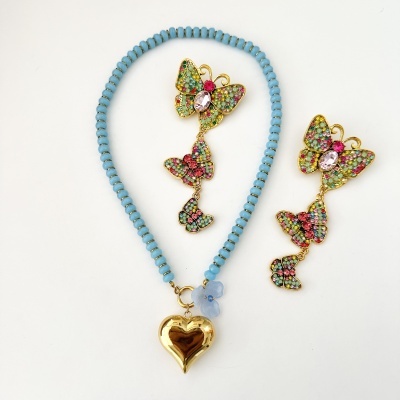 Colar coração e flor