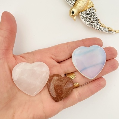 Corações - pedra do sol, pedra lua e quartzo rosa