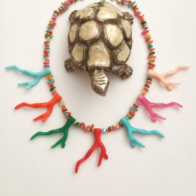 Colar  Corais, multicolorido
