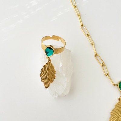 Colar, brincos ou anel