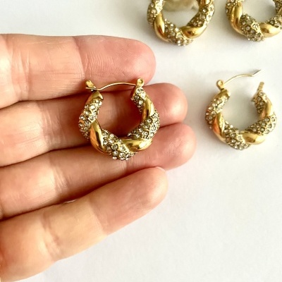 Argolas douradas #95*