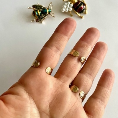 Anéis em aço ajustáveis - dourados #210