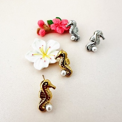 Brincos  cavalo marinho