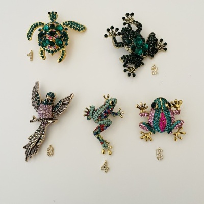 Pregadeiras  sapo, rã, pássaro e tartaruga