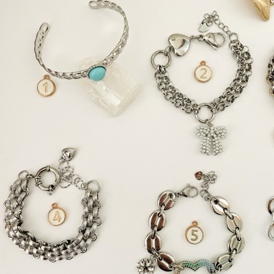 Pulseiras prateadas #104