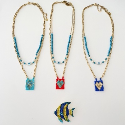 Colar Duplo com pedras naturais, aço e missangas