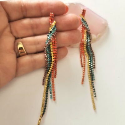 Brincos compridos strass