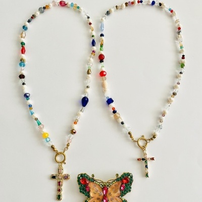 Colares pedras naturais, com cruz #2