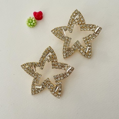 Brincos estrela