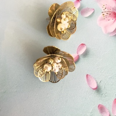 Brincos flores em aço #2