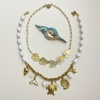 Colar praia ou colar folhas