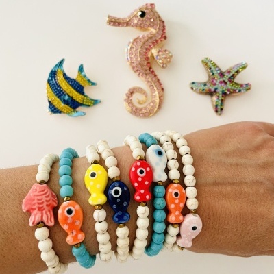 Pulseiras peixes, com pedras naturais #129