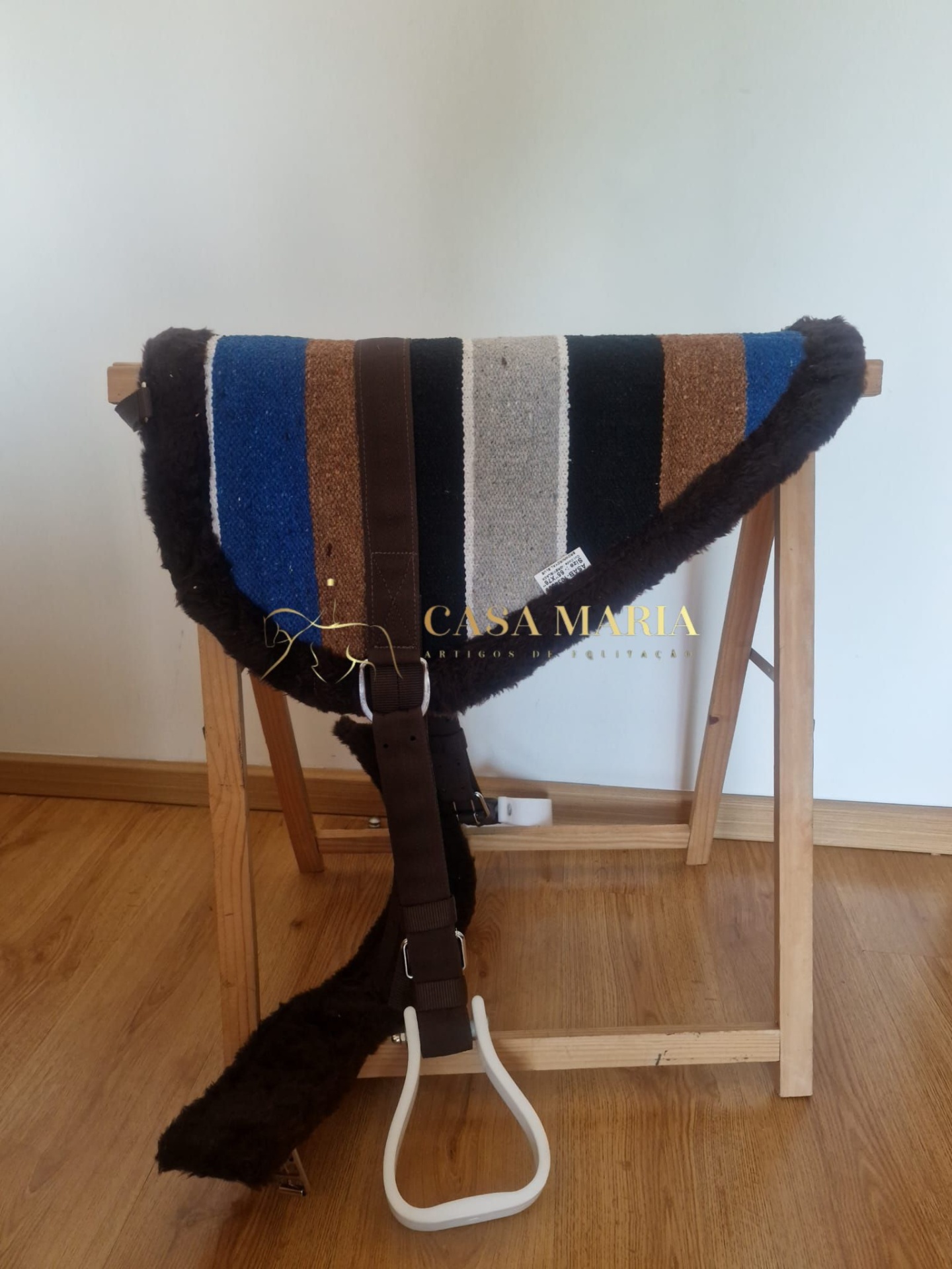 Manta com estribos, loros e cilha