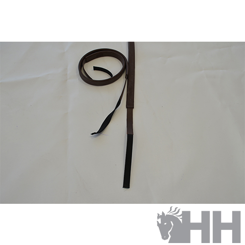 Cinto castanho e preto sobre fundo branco com logótipo HH cinzento