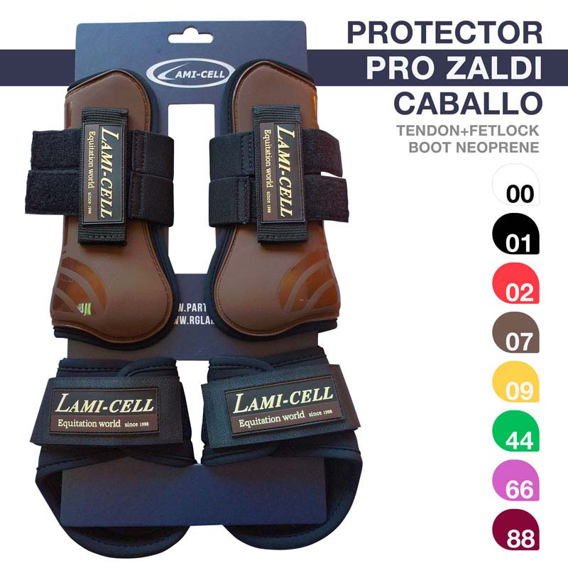 Proteções para cavalo Pro Zaldi em neoprene castanho e preto com marca Lami-Cell em fundo azul